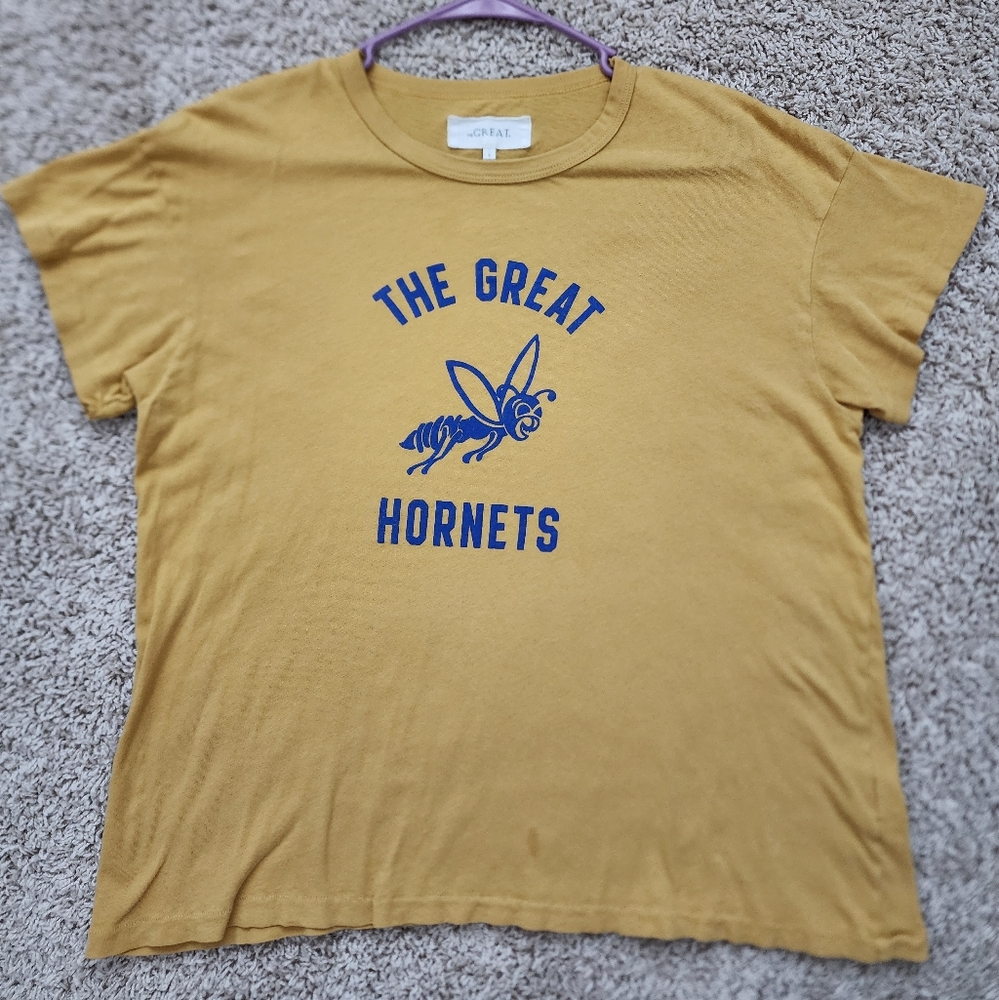 THE GREAT. Mustard Yellow Hornets Tee